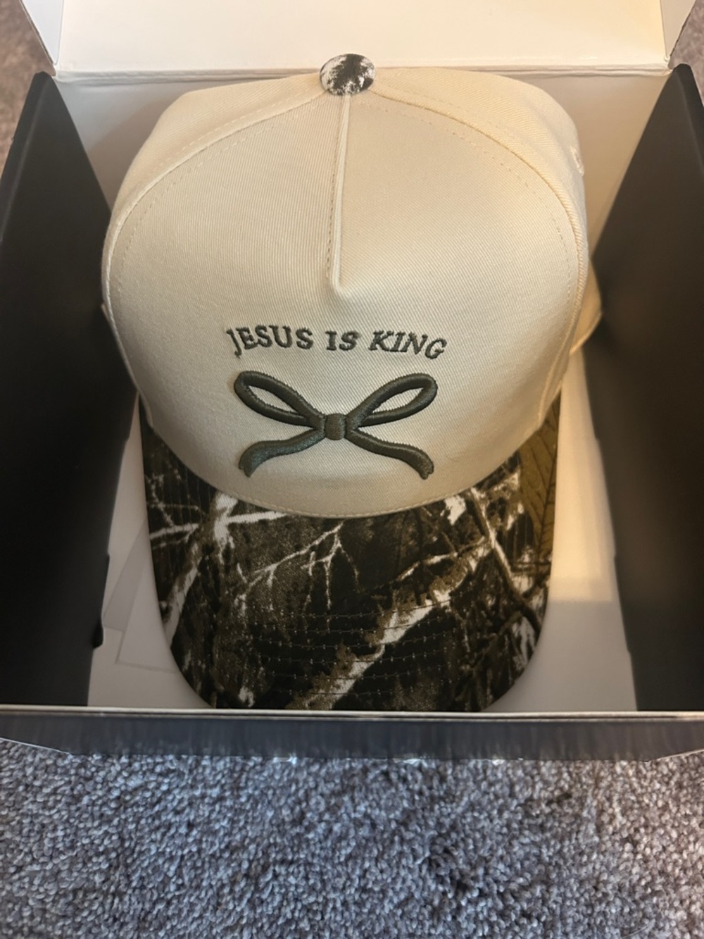 Black Women's Hat - Wear Truth Boldly